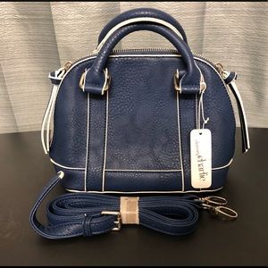 Blue faux leather handbag w/shoulder strap